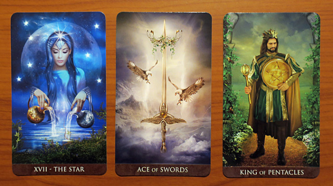 Bói bài Tarot: Bạn sẽ gặp vận may hay va phải sóng gió trong sự nghiệp vào thời gian tới