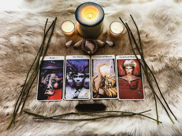 Bói bài Tarot: Trong thời gian tới những thay đổi nào sẽ xảy ra với cuộc sống của bạn?