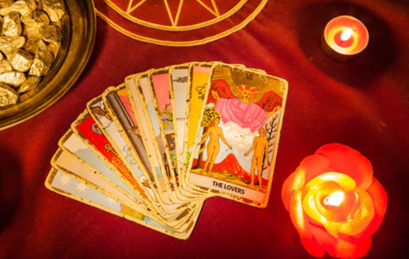 Bói bài Tarot: Ông xã có khả năng