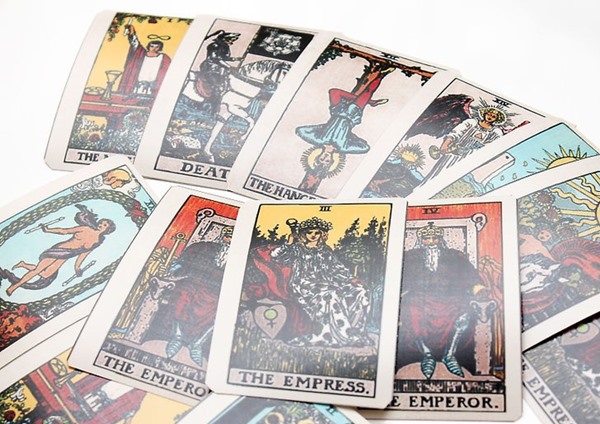 Bói bài Tarot: Lý do nào khiến bạn bỏ lỡ tình yêu đích thực của đời mình?