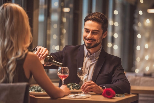 Ngày Valentine này bạn cần chú ý điều gì để có bữa tối hẹn hò lãng mạn?