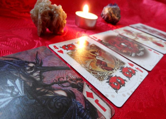 Bói bài Tarot: Khi 