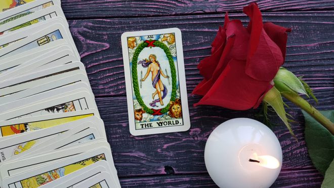 Bói bài Tarot: Ai là người nguyện ý cùng bạn đi hết cuộc đời này?