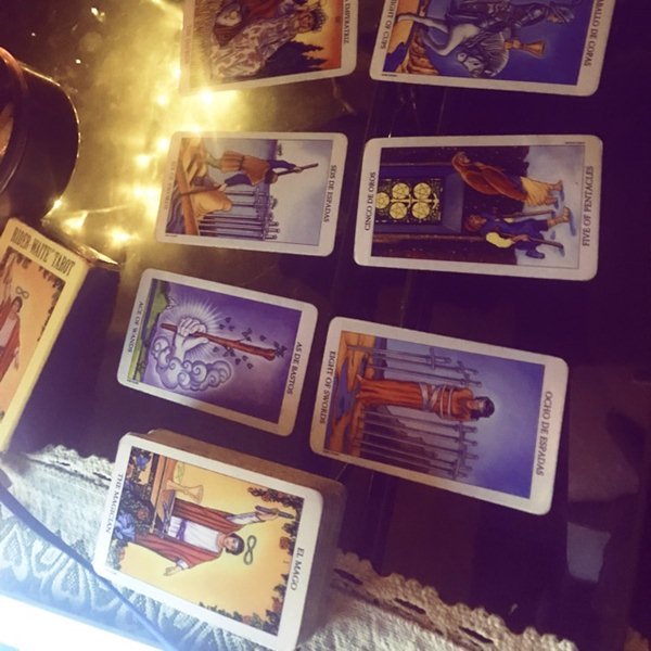 Tarot: Trong mắt nửa kia bạn có những điểm tốt và điểm xấu nào?