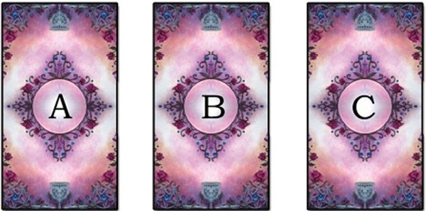 Bói bài Tarot: Vận đào hoa của bạn trong năm 2021 sẽ lên bổng xuống trầm ra sao?