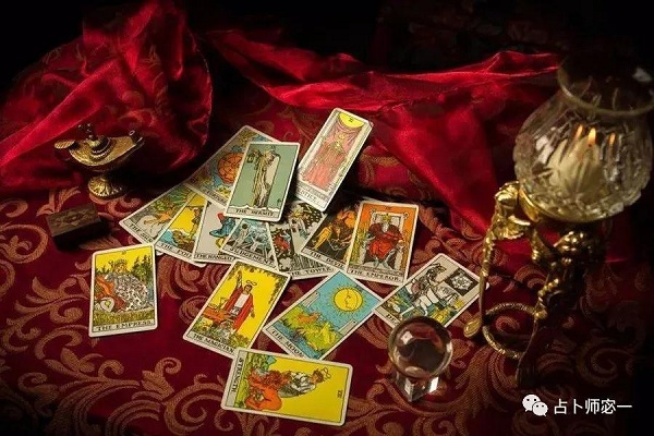 Bói bài Tarot: Cãi vã quá nhiều, bạn có nên sớm chấm dứt tình yêu này?