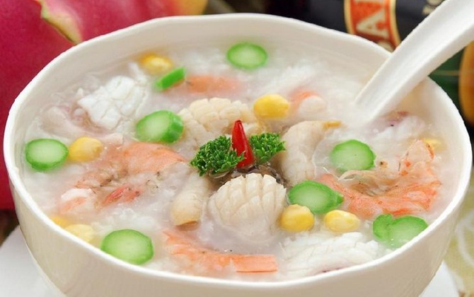 Chọn bát cháo bạn muốn ăn và tìm hiểu xem có ai đó đang âm thầm sau lưng bạn không? 