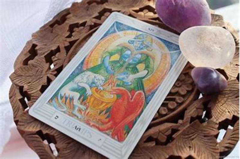 Bói bài Tarot: Bạn sẽ có một cuộc hôn nhân hạnh phúc như mong đợi không?