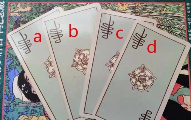 Tarot: Mối quan hệ của bạn và bố mẹ ở kiếp trước là gì?