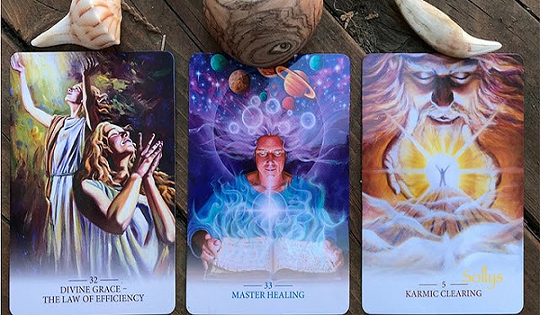 Chọn 1 lá bài Tarot và nhận thông điệp quan trọng gửi đến bạn