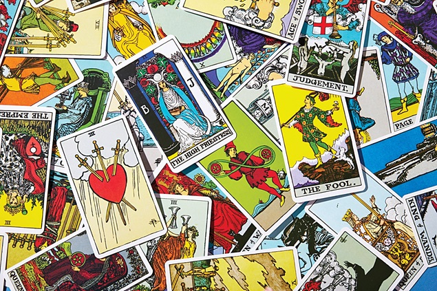 Chọn một lá bài Tarot và tìm ra ''hương vị'' tình yêu của bạn